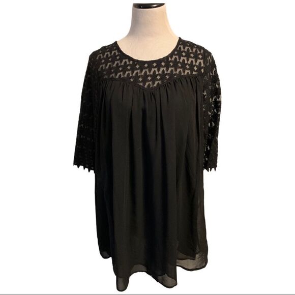 New! Umgee Black Dress With Lace Overlay Sz S - Picture 1 of 5